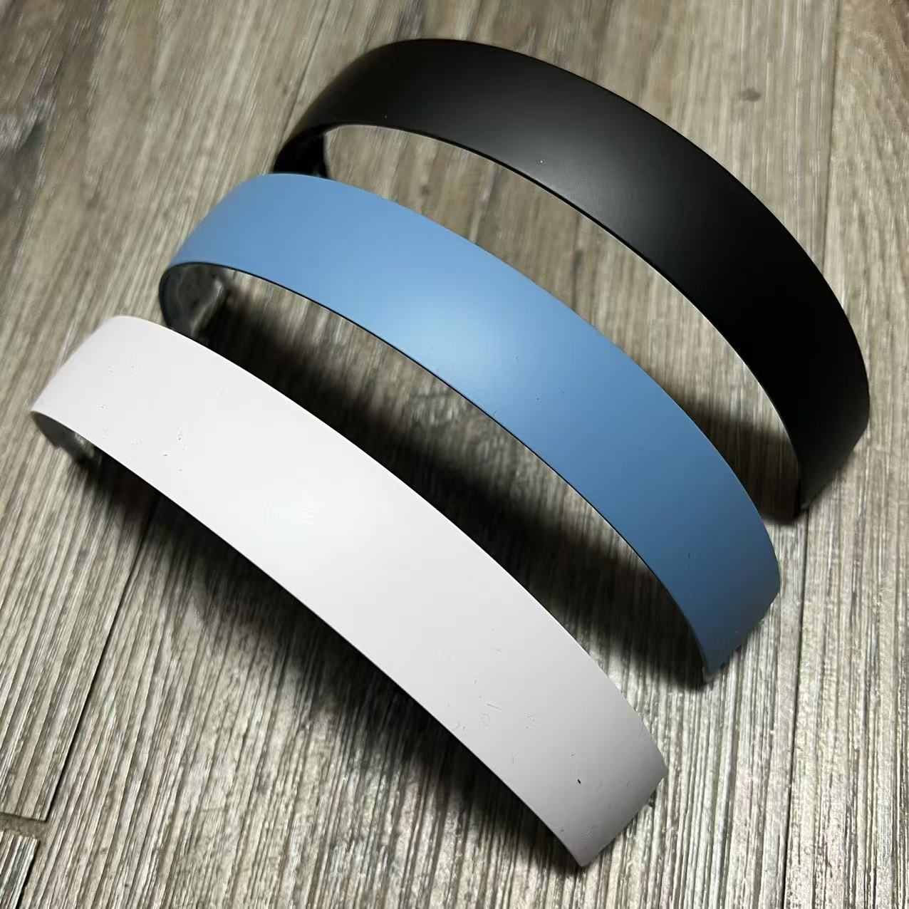 Beats Headphone Solo 4 - Bandeau arc en plastique supérieur d'origine