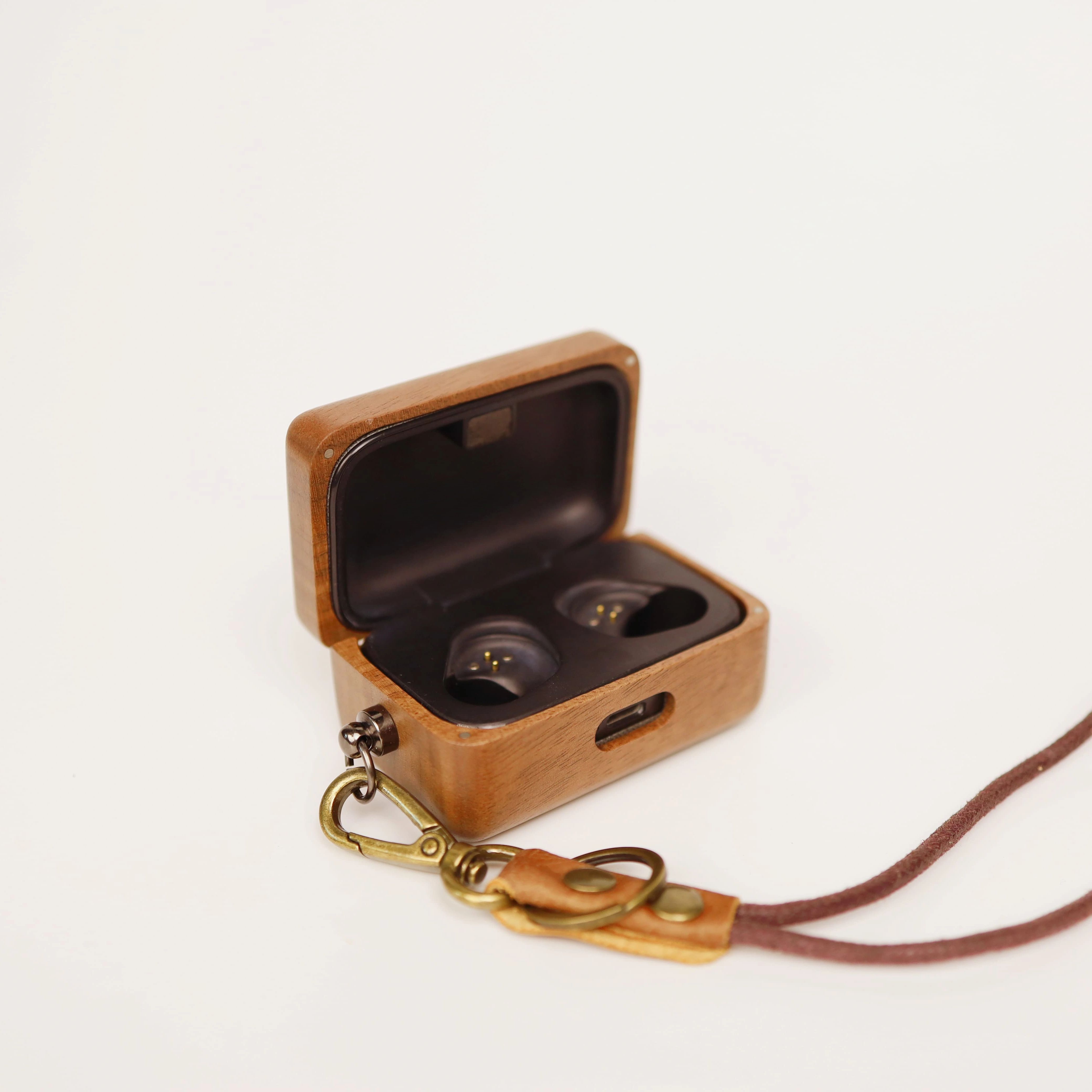 Étui en bois massif de noyer p - Sennheiser Headphone Momentum 4 avis et prix